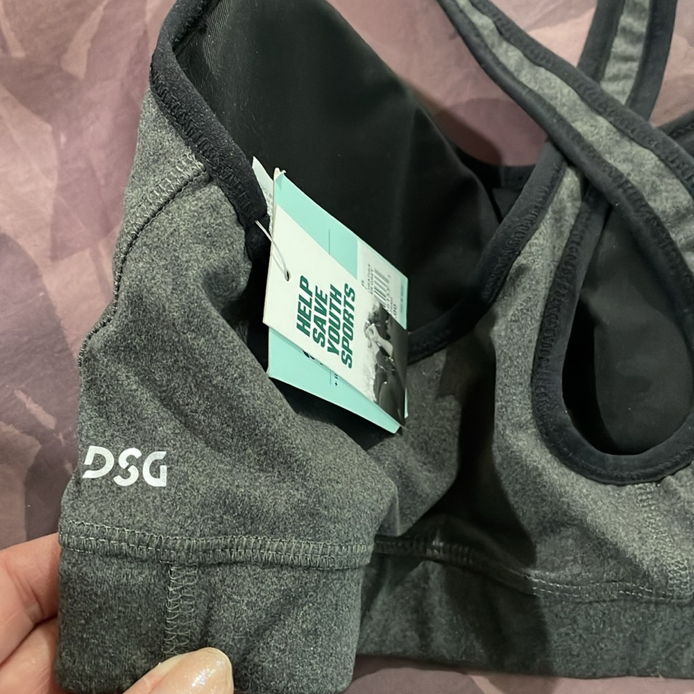 NWT, DSG, women’s medium sports bra, size large - Picture 6 of 7